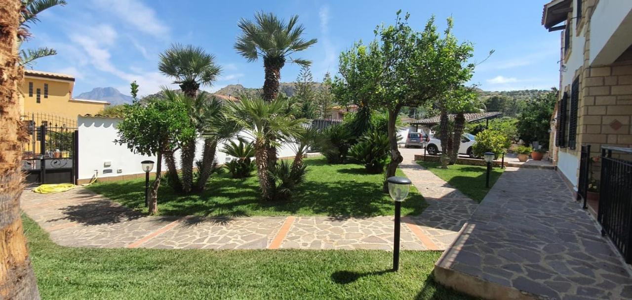 Villa Marianna Con Piscina Privata Ampi Spazi Esterni E Wifi Free Trabia Exteriör bild