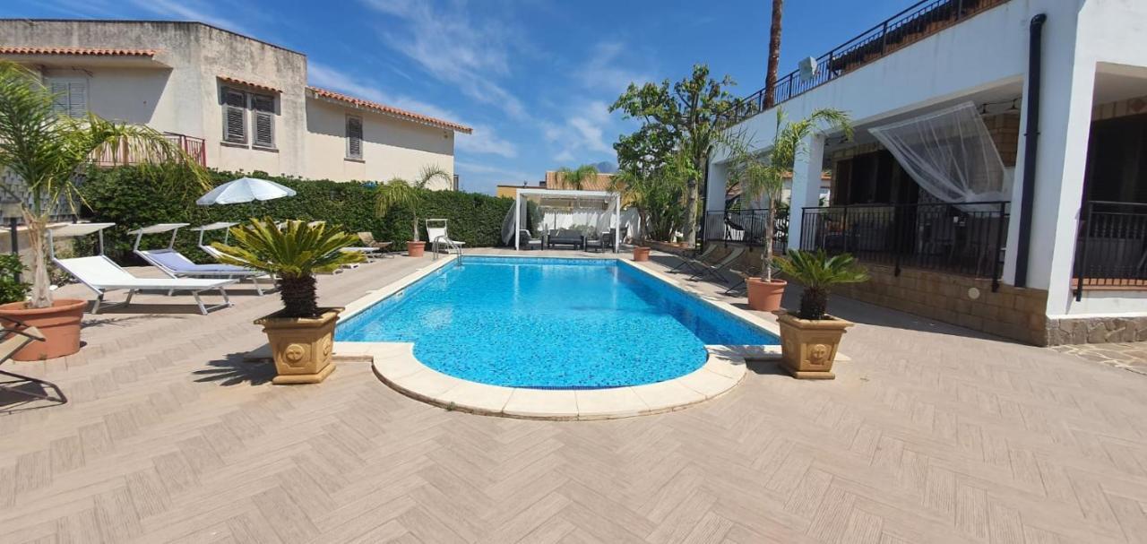 Villa Marianna Con Piscina Privata Ampi Spazi Esterni E Wifi Free Trabia Exteriör bild