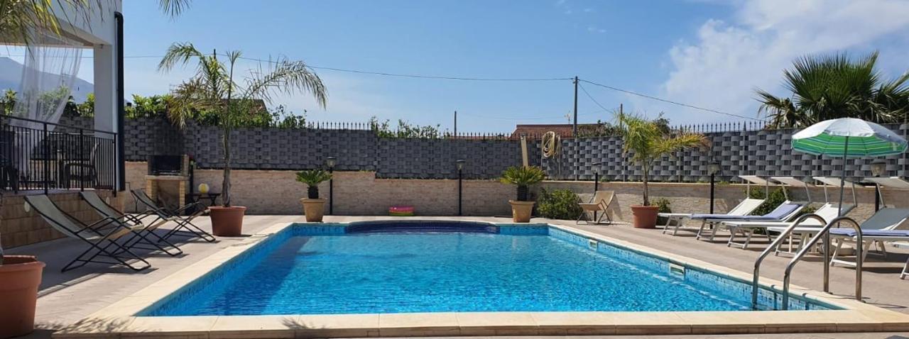 Villa Marianna Con Piscina Privata Ampi Spazi Esterni E Wifi Free Trabia Exteriör bild