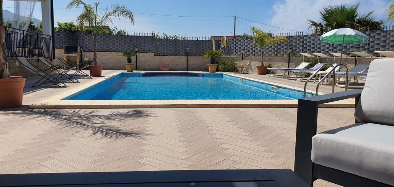 Villa Marianna Con Piscina Privata Ampi Spazi Esterni E Wifi Free Trabia Exteriör bild