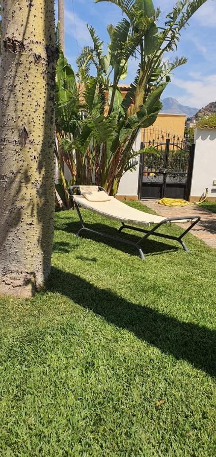 Villa Marianna Con Piscina Privata Ampi Spazi Esterni E Wifi Free Trabia Exteriör bild